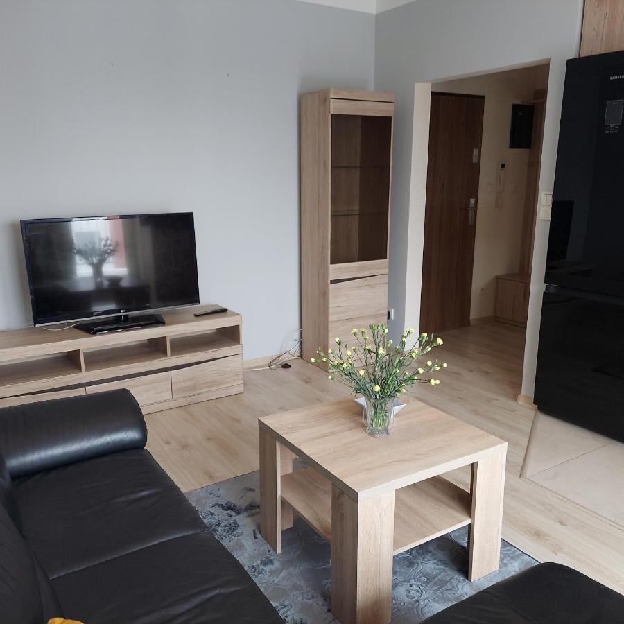 Apartament Prima 2 Apartment เชชูฟ ภายนอก รูปภาพ