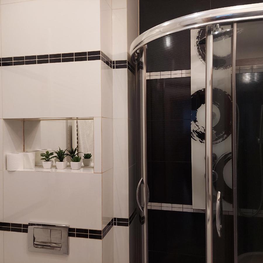 Apartament Prima 2 Apartment เชชูฟ ภายนอก รูปภาพ